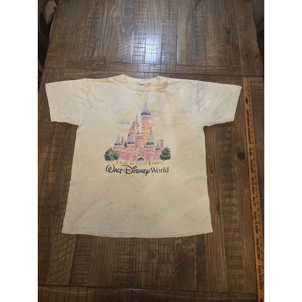 Vintage Walt Disney World T-Shirt 1997 25th Anniversary Cake Castle USA Made L